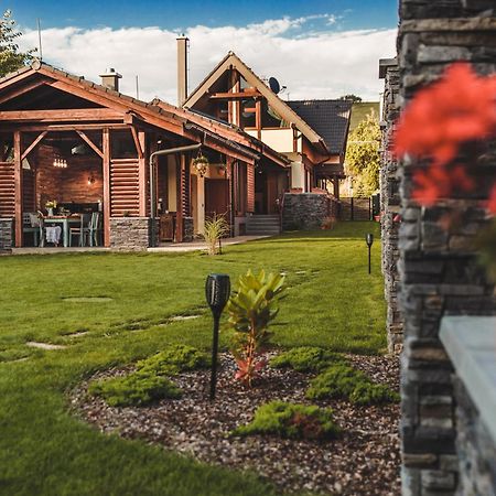 Horvat Family Residence Lucky Exterior photo